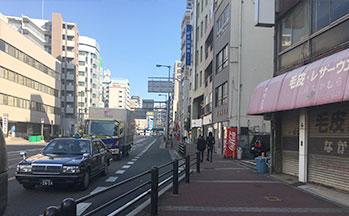 街並み2(国道25号線)