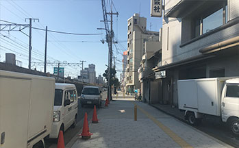 街並み8(高架線沿い)