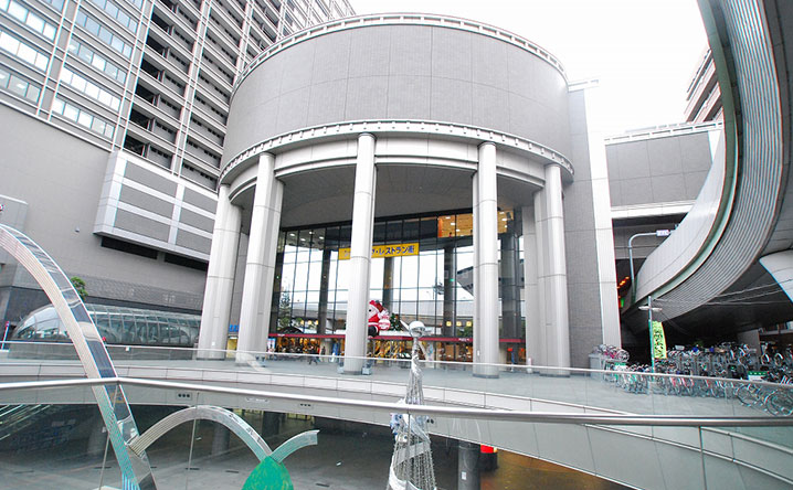 JR難波駅