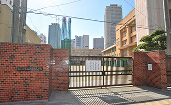 街並み7(大阪市立難波元町小学校)