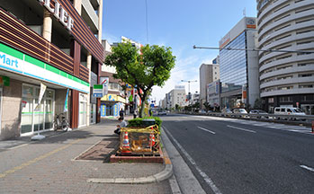 街並み3(国道25号線)