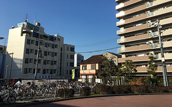 岸里1丁目の街並み4